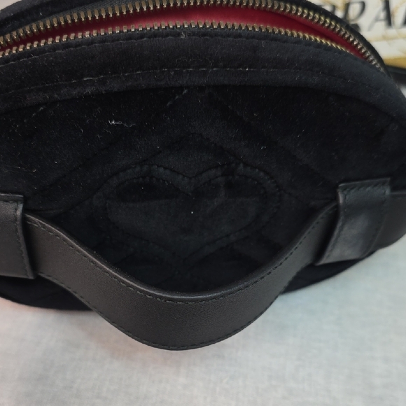 Gucci Quilted Velvet GG Marmont Belt Bag Size 75/30 - Picture 8 of 11